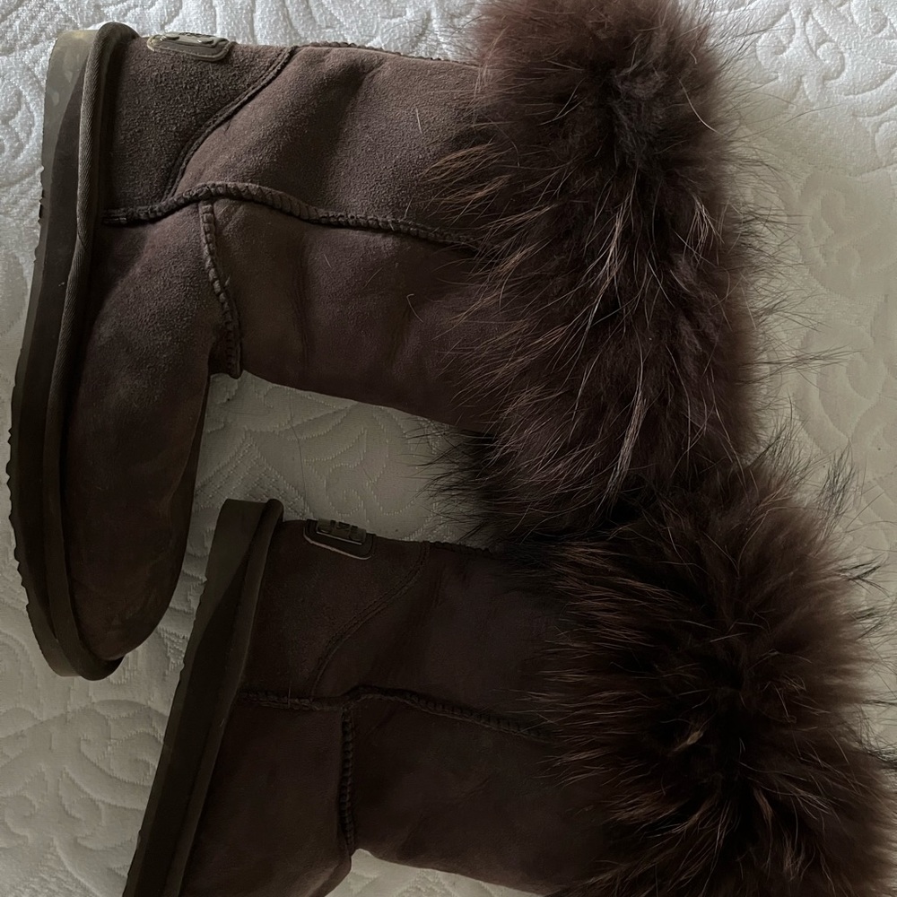 Women’s size 7 Australian Luxe Collective Foxy Short brown boot